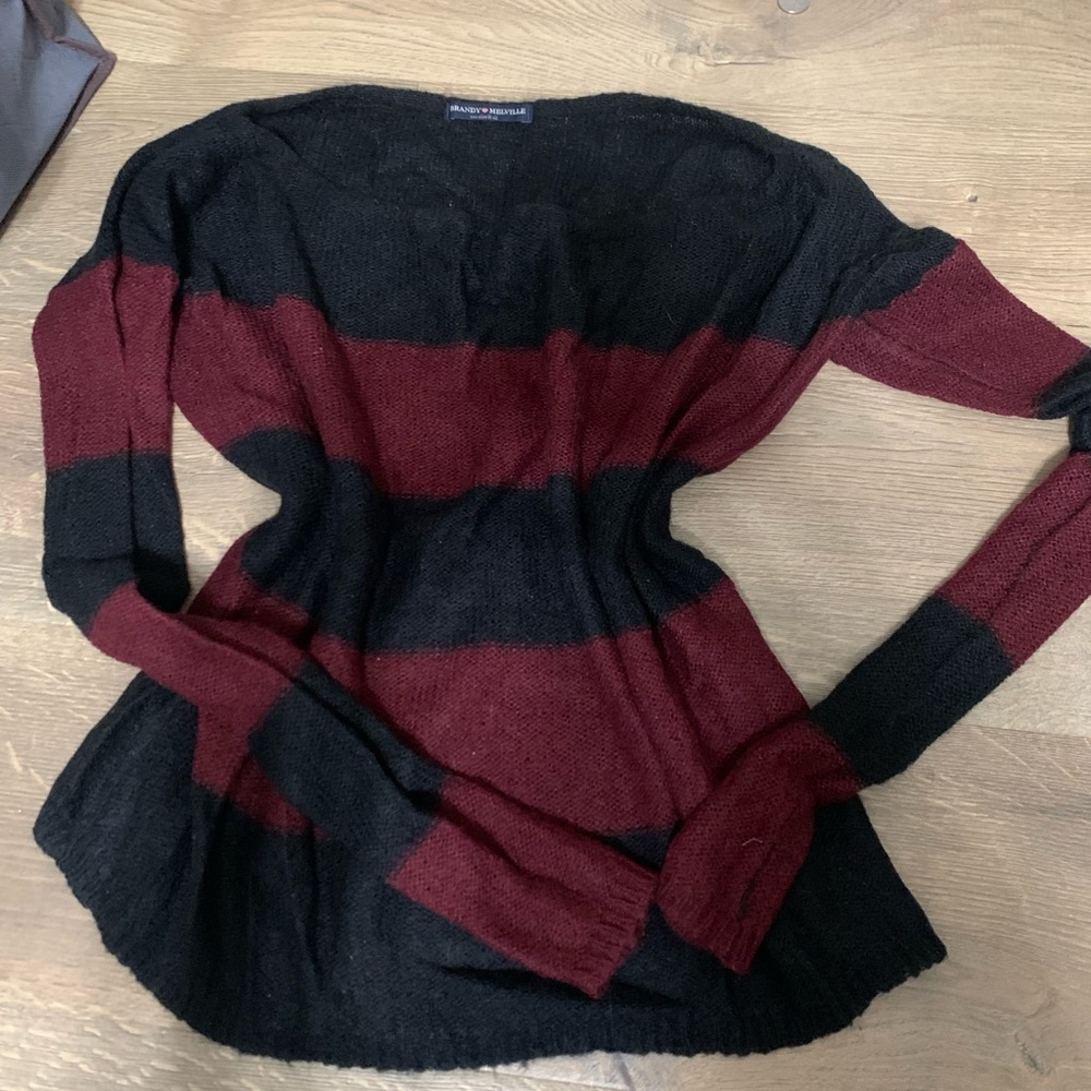 Brandy Melville sweater